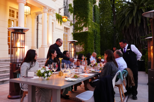 Cena maridada gourmet frente al Palacio Las Majadas